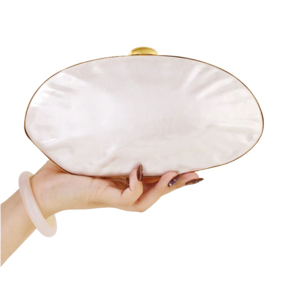 The 'Aella' Clutch